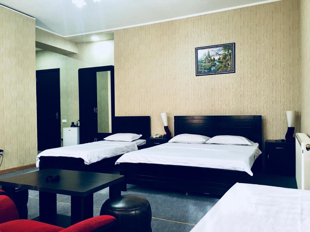 Hotel Nice Τυφλίδα Εξωτερικό φωτογραφία